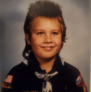 Meet your Posher, Levi